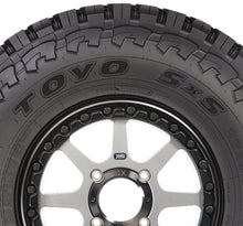 Load image into Gallery viewer, Toyo Open Country SxS/Utv Off-Road Tire. 32x9.50R15LT